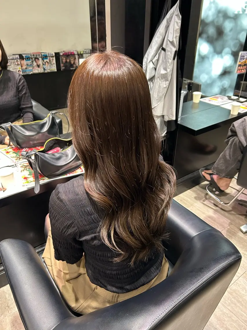 ロング カラー ベージュカラー 透明感カラー カット ヘアカラー トリートメント ishizuka toaのヘアスタイル