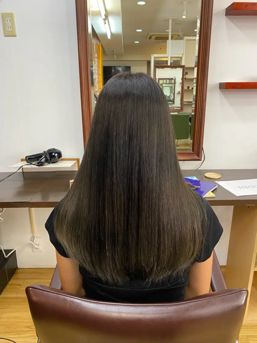 カラー グラデーションカラー . SHIZUKAのヘアスタイル