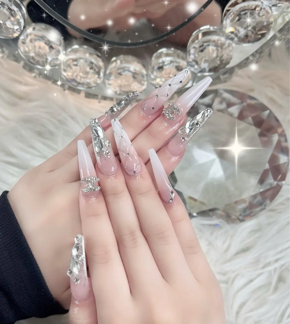 ネイル ハンドネイル ハンドケア 🌸Hana 🌸のネイルデザイン