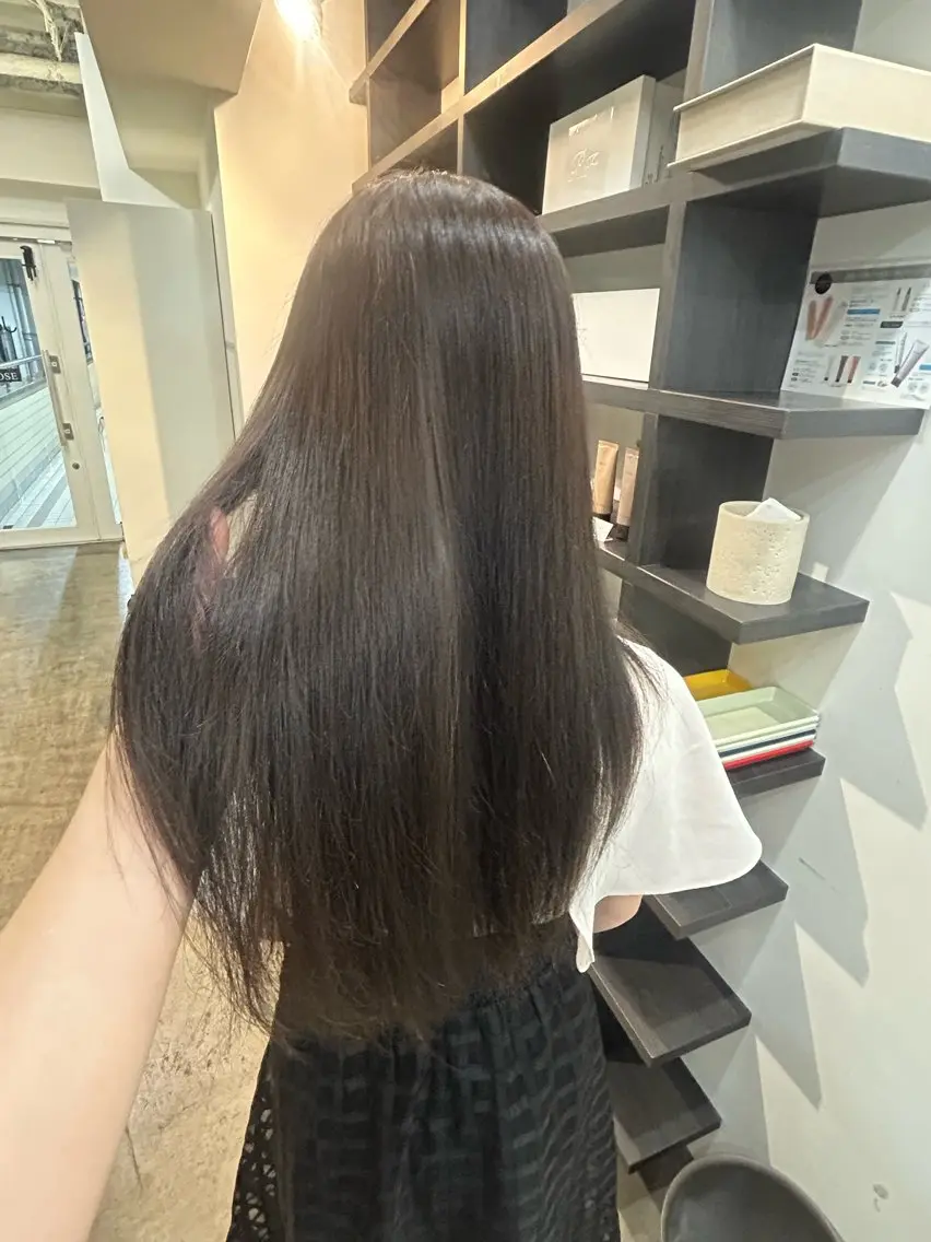 ロング 未羽 カラーのヘアスタイル