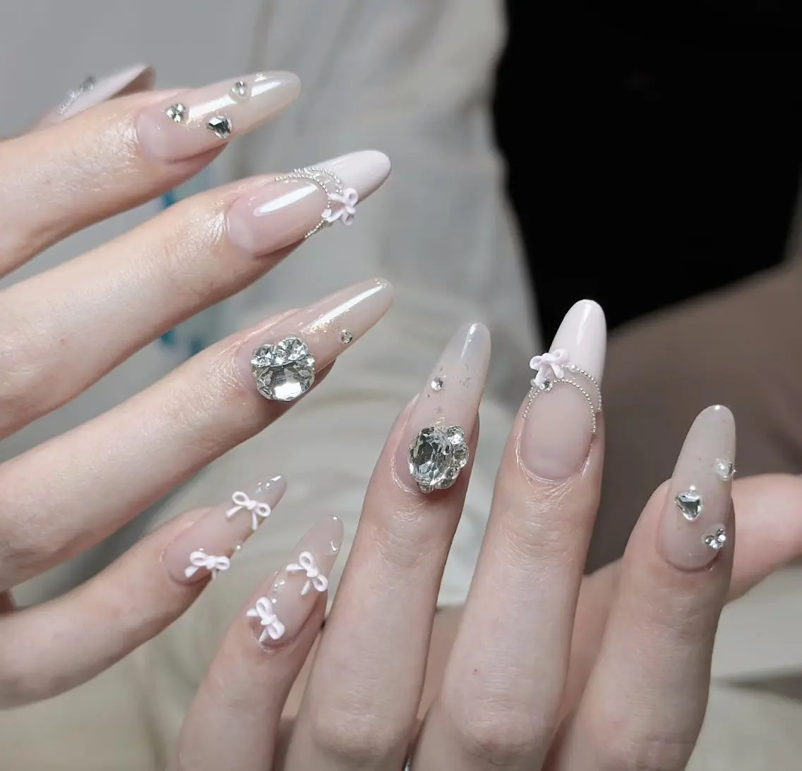ネイル ハンドネイル Pure&Rich Nailのネイルデザイン