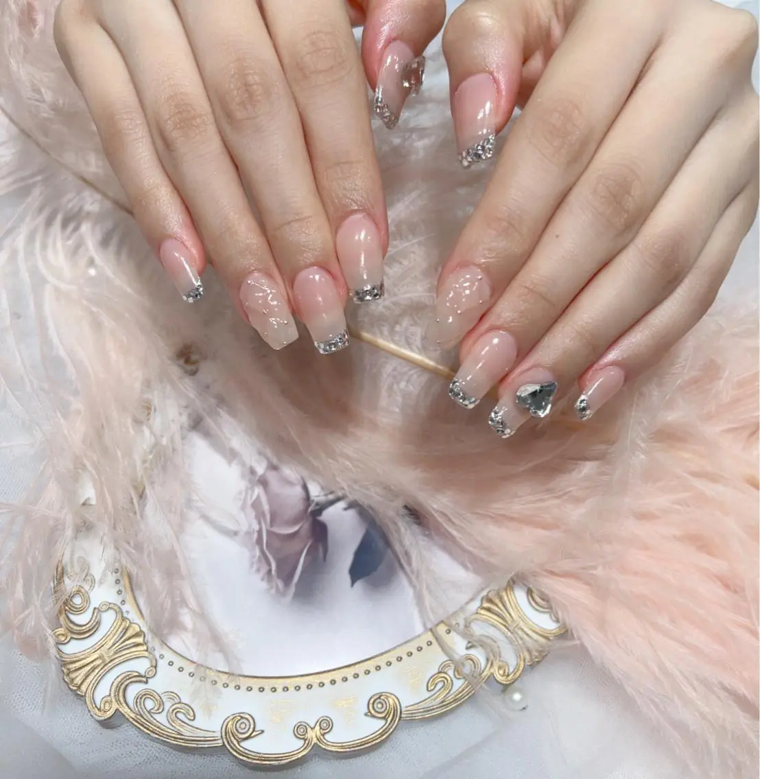 ネイル ハンドネイル Queens ciciのネイルデザイン