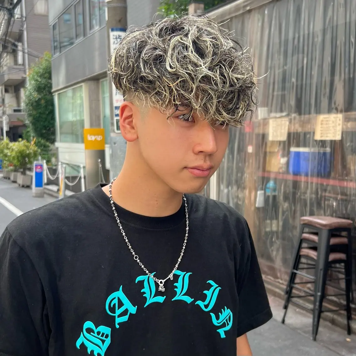 カラー パーマ メンズ 豊崎 佑輔のヘアスタイル