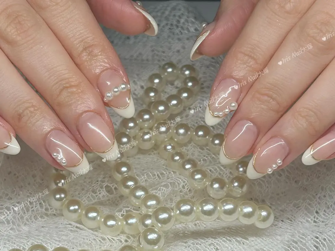 ネイル ハンドネイル ハンドケア 🍒IRIS Nail🌸のネイルデザイン
