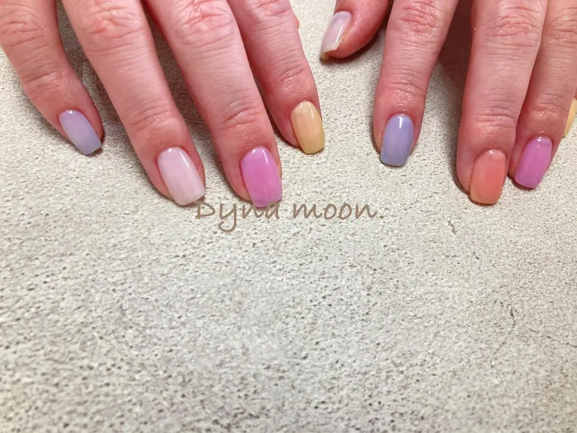 研修スタッフが担当させていただきます🩵ワンカラー、ラメグラ💅【オフなし限定です🙇‍♀️】の写真