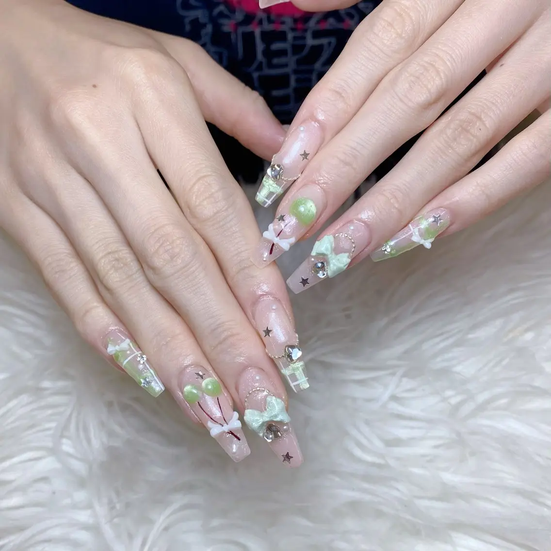 ネイル ハンドネイル ANH ゴテゴテネイルのネイルデザイン