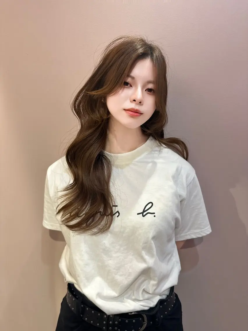 ロング ロングレイヤー レイヤーカット ロング 宮里 蓮生のヘアスタイル