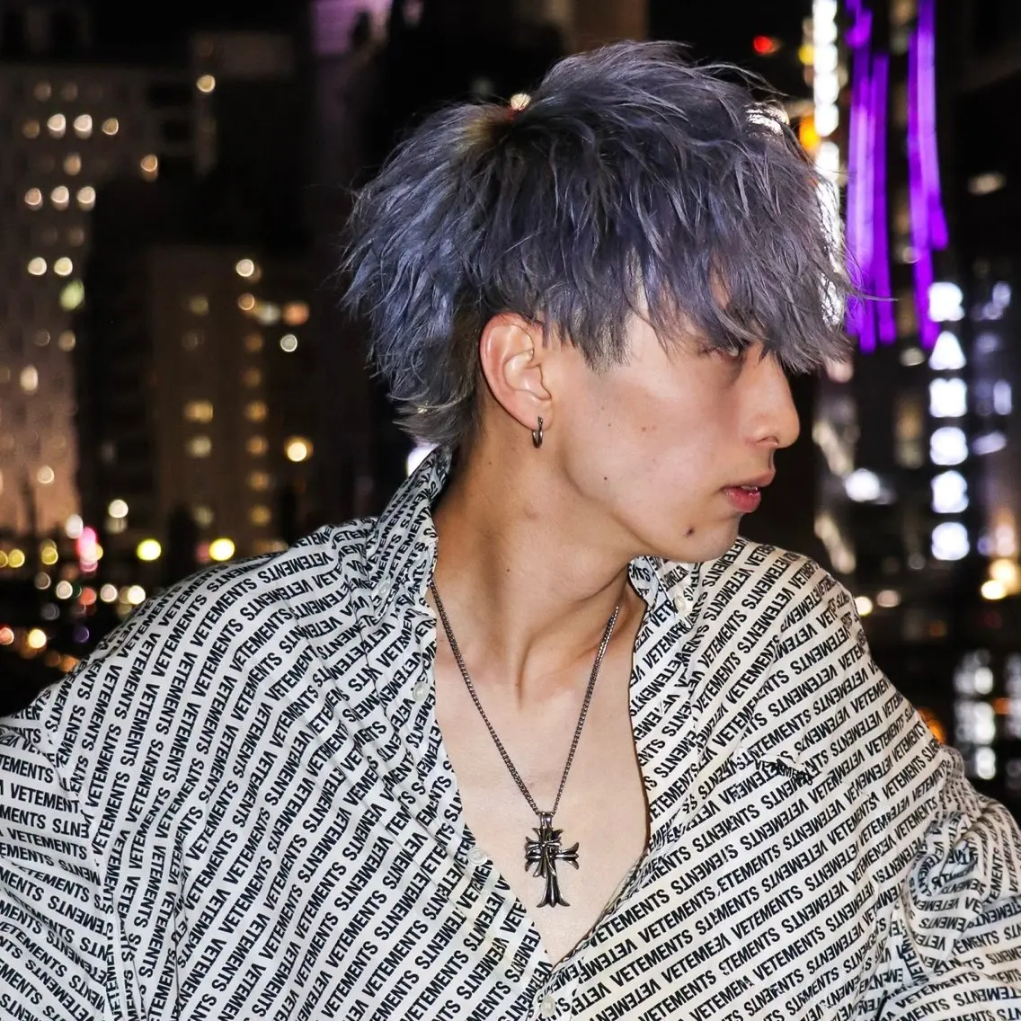 ミディアム カラー メンズ カット ヘアカラー トリートメント 渋谷のブリーチカラー シェフ🧑🍳蓮のヘアスタイル