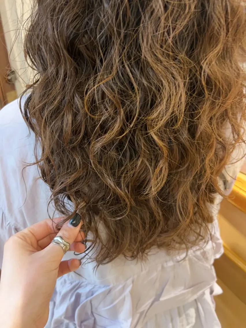 ロング パーマ ロング PIS/ NAHOのヘアスタイル