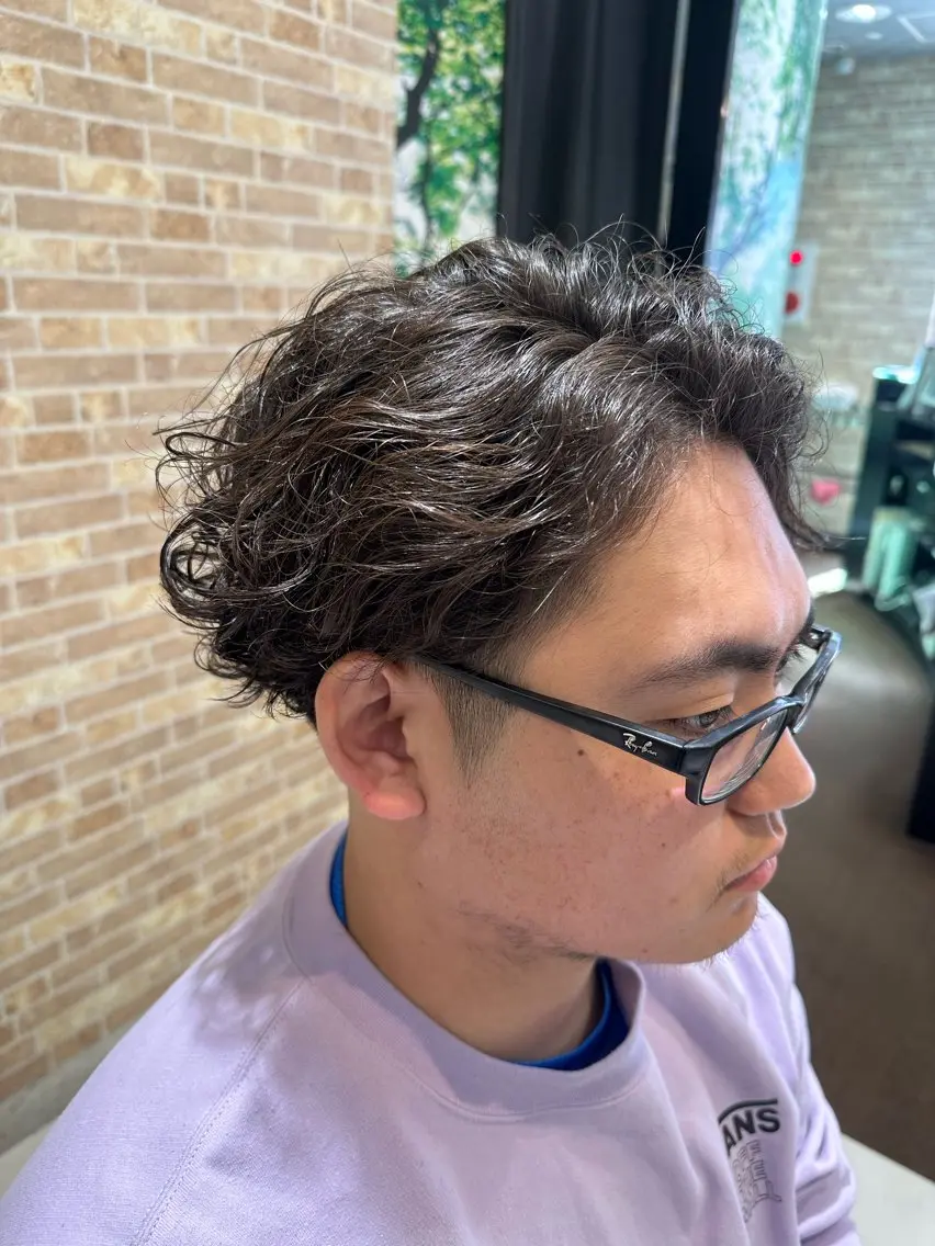 ショート パーマ メンズ メンズパーマ 波巻きパーマ 💈メンズ特化 美容師サキ💈のヘアスタイル