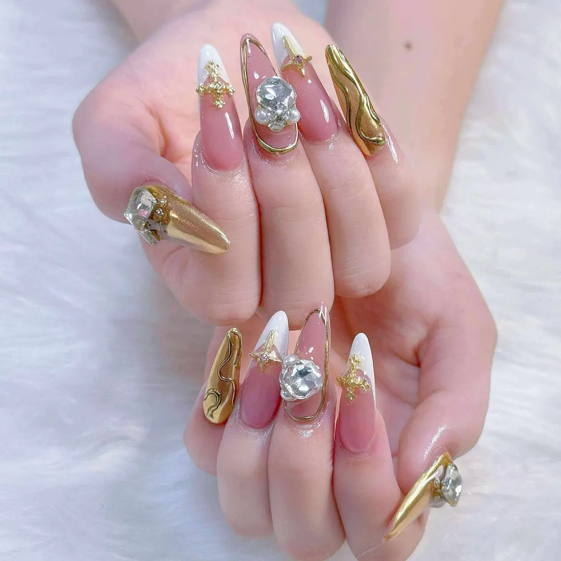 ネイル Hin Hana Nailのネイルデザイン