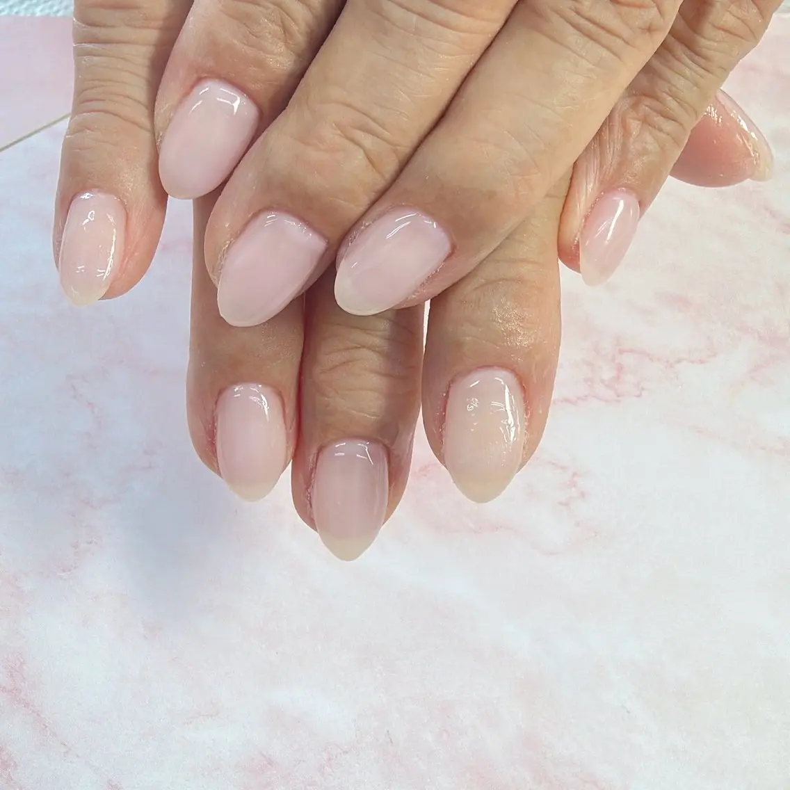 ミディアム ハンドネイル 🩷Momo Nails🩷のネイルデザイン