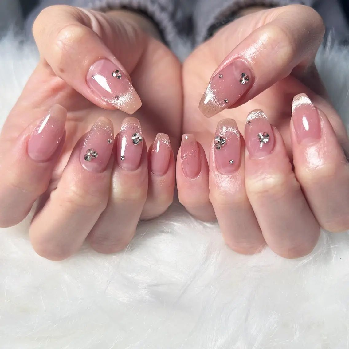ネイル フレンチネイル キラキラネイル マグネットネイル マグネットフレンチ ハンドネイル haac nailsのネイルデザイン