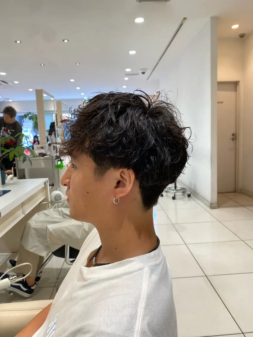 ショート 大澤 健介のヘアスタイル