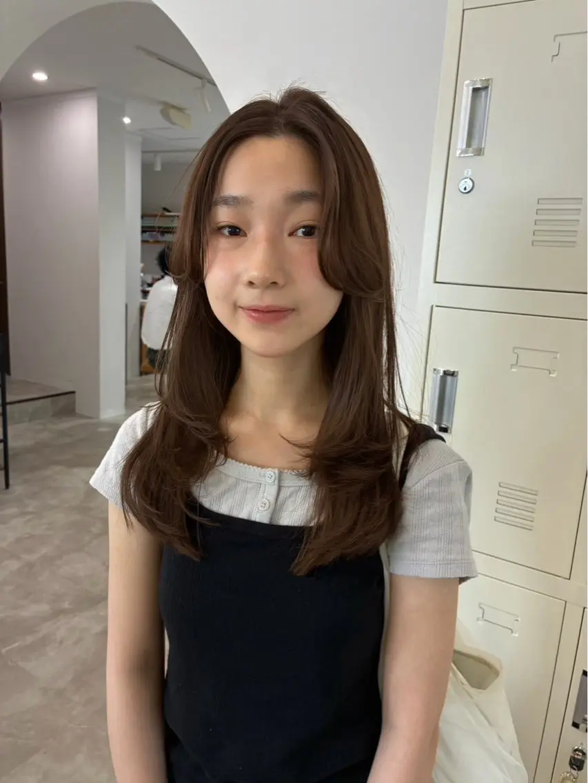 ミディアム ヘアカラー début 【ももか】のヘアスタイル