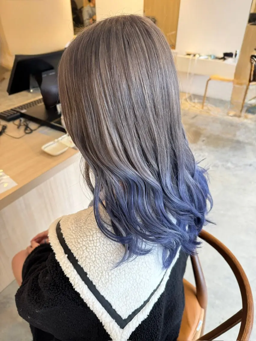 【🐬minimo限定🌧️】カット＋グラデーションカラー＋2stepトリートメント💙💙の写真