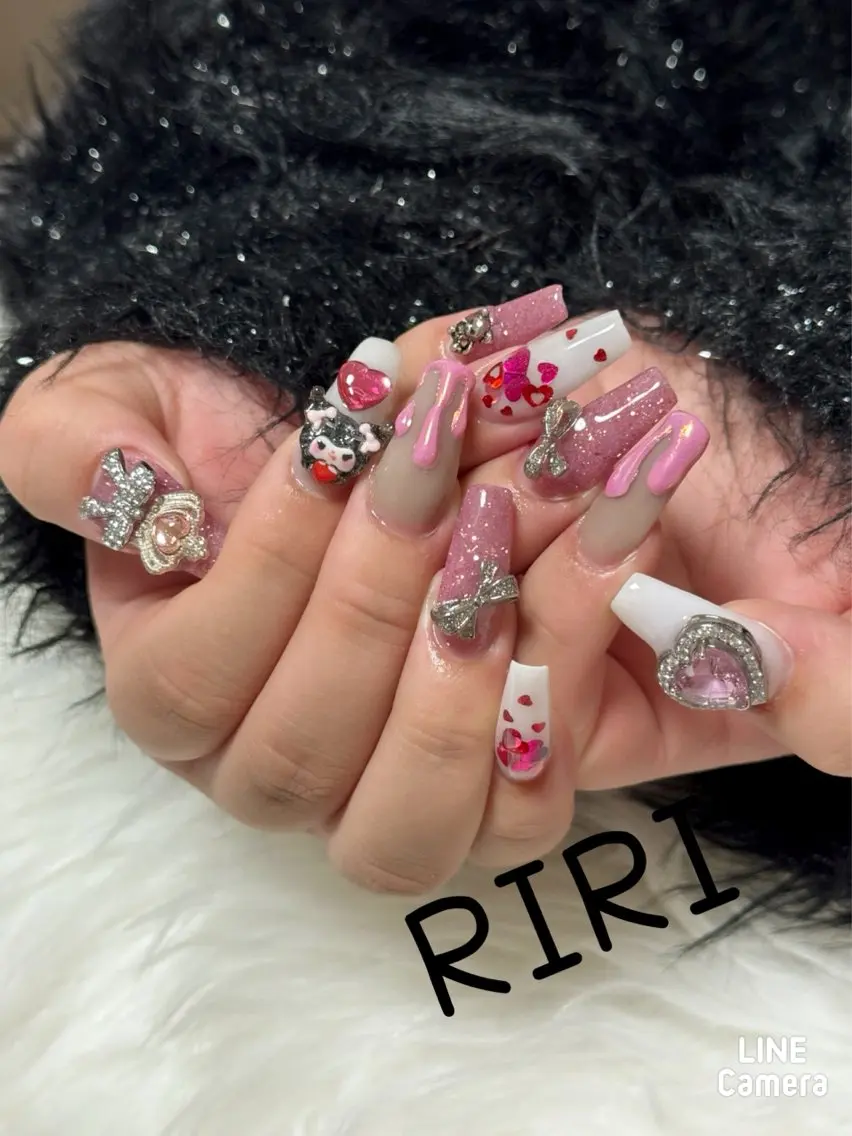 ネイル ジェルネイル ハート ロングネイル スカルプネイル シンプルネイル riri オーナーのネイルデザイン
