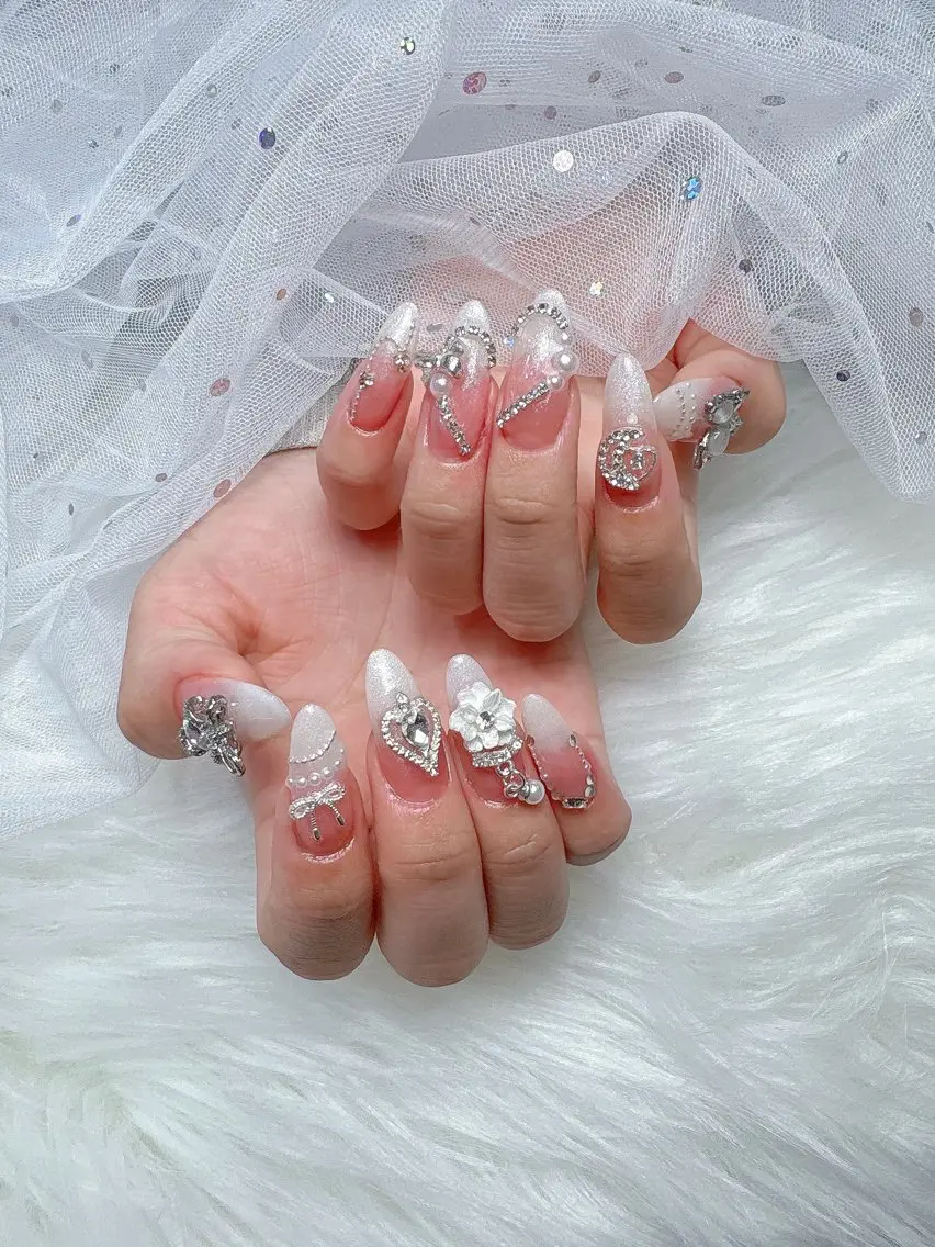 ネイル ハンドネイル AMI  NAIL 池袋のネイルデザイン
