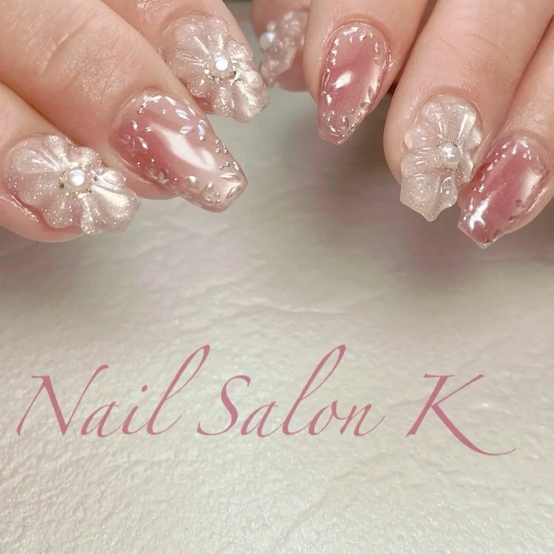 ネイル フラワーネイル マグネットネイル ミラーネイル ニュアンスネイル ぷっくりネイル ハンドネイル Nail Salon K 🧸美爪育成のネイルデザイン