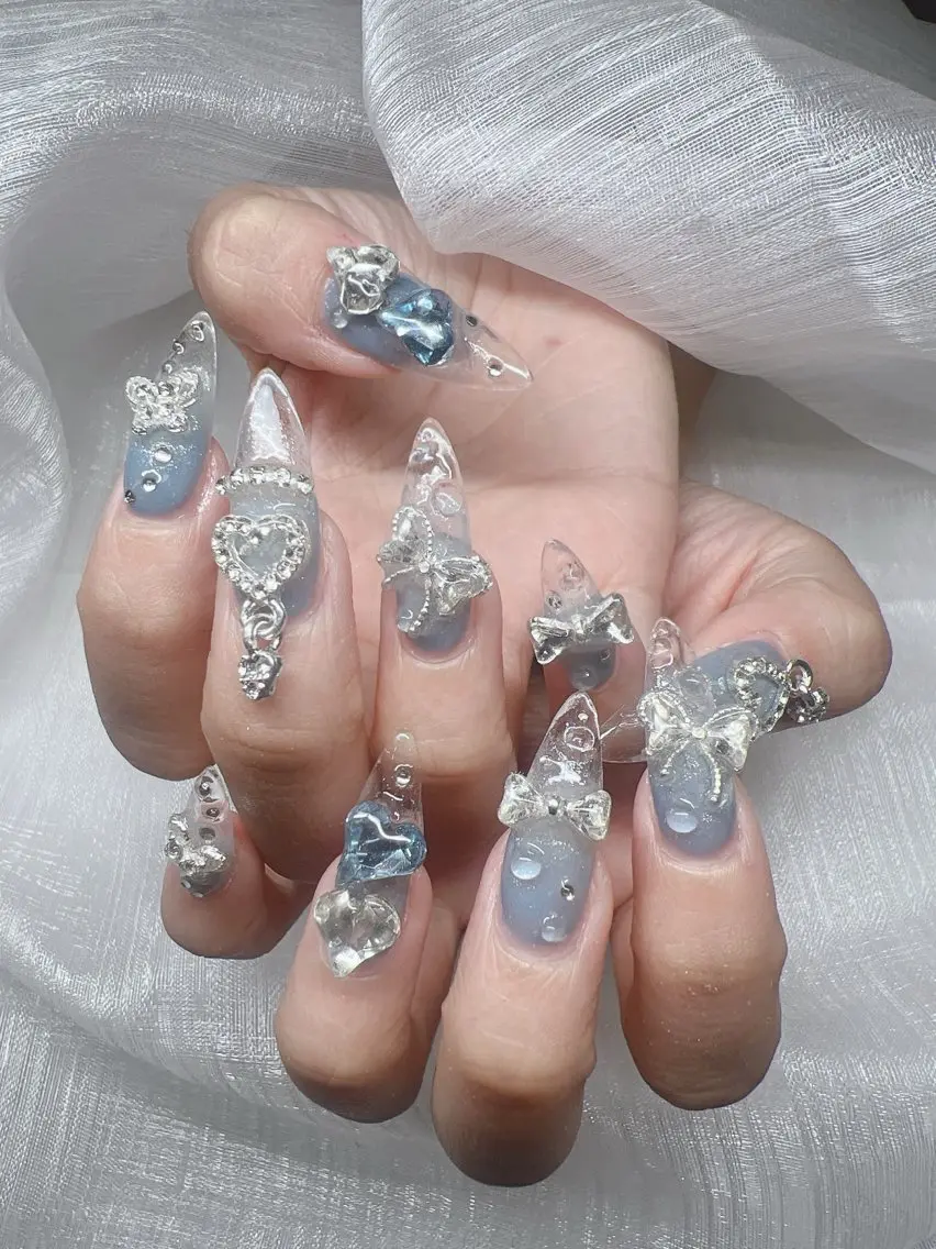 ネイル 長さ出し グラデーション キラキラネイル マグネットネイル ニュアンスネイル Lee Nails チップ長さだし専門店のネイルデザイン