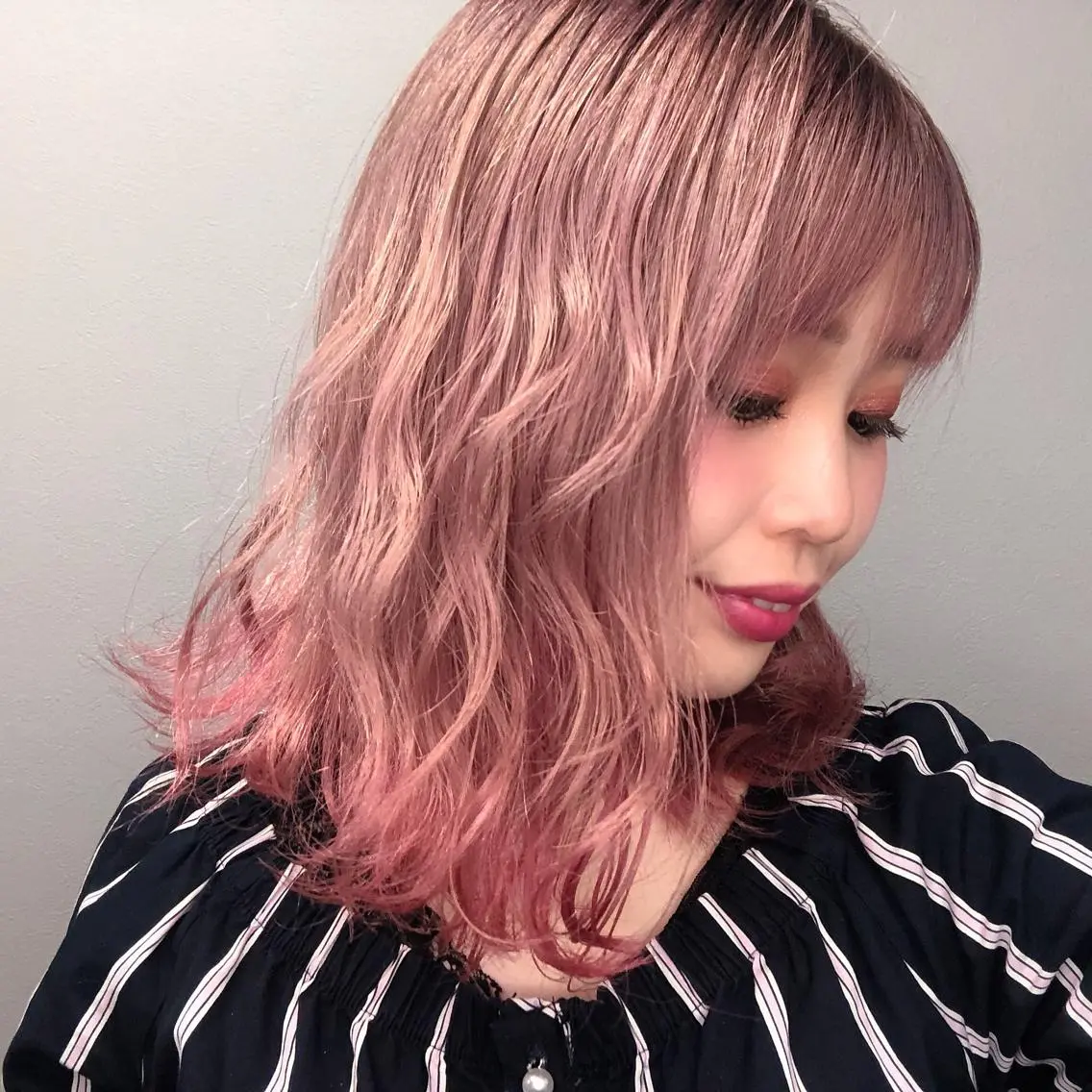 ミディアム カラー ヘアアレンジ cherir髪質改善 パーソナルカラー診断のヘアスタイル