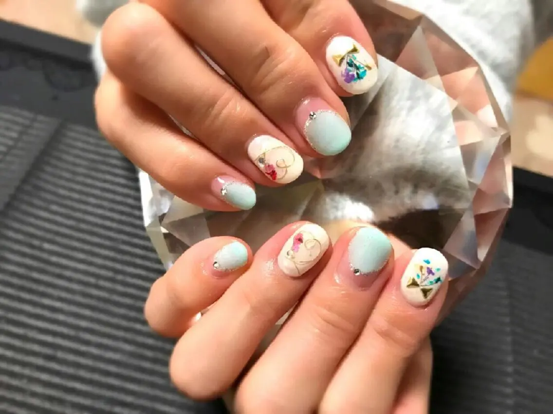 ネイル モチの良さ◉ フィルインネイル♡のネイルデザイン