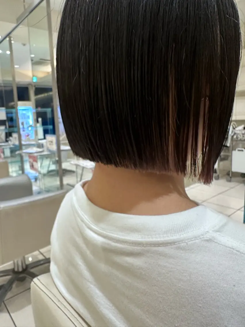 ショート ボブ カット 松下仁美 /切りっぱなしボブのヘアスタイル
