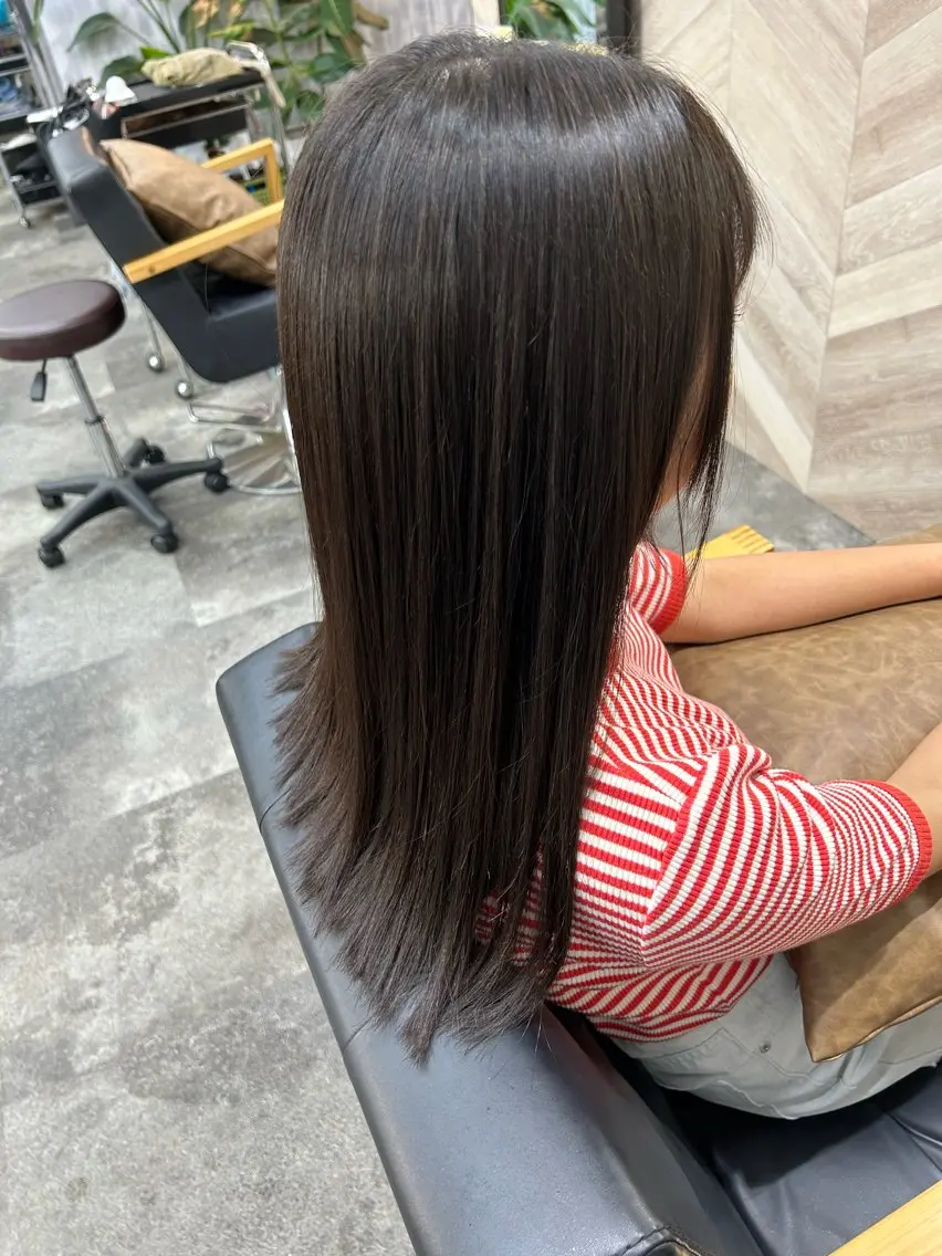 セミロング カット 縮毛矯正 SHANTi 飯塚 ヘアセット/髪質改善のヘアスタイル