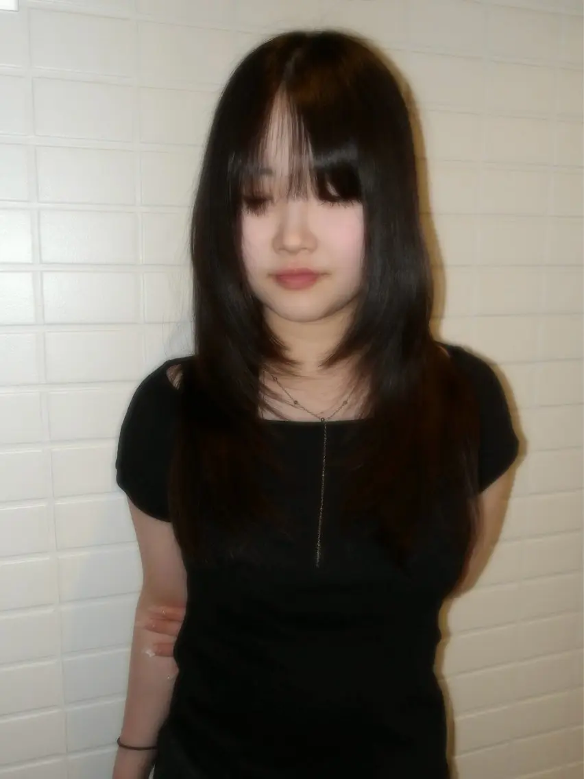 ロング Miku / カットモデル伏見 栄のヘアスタイル