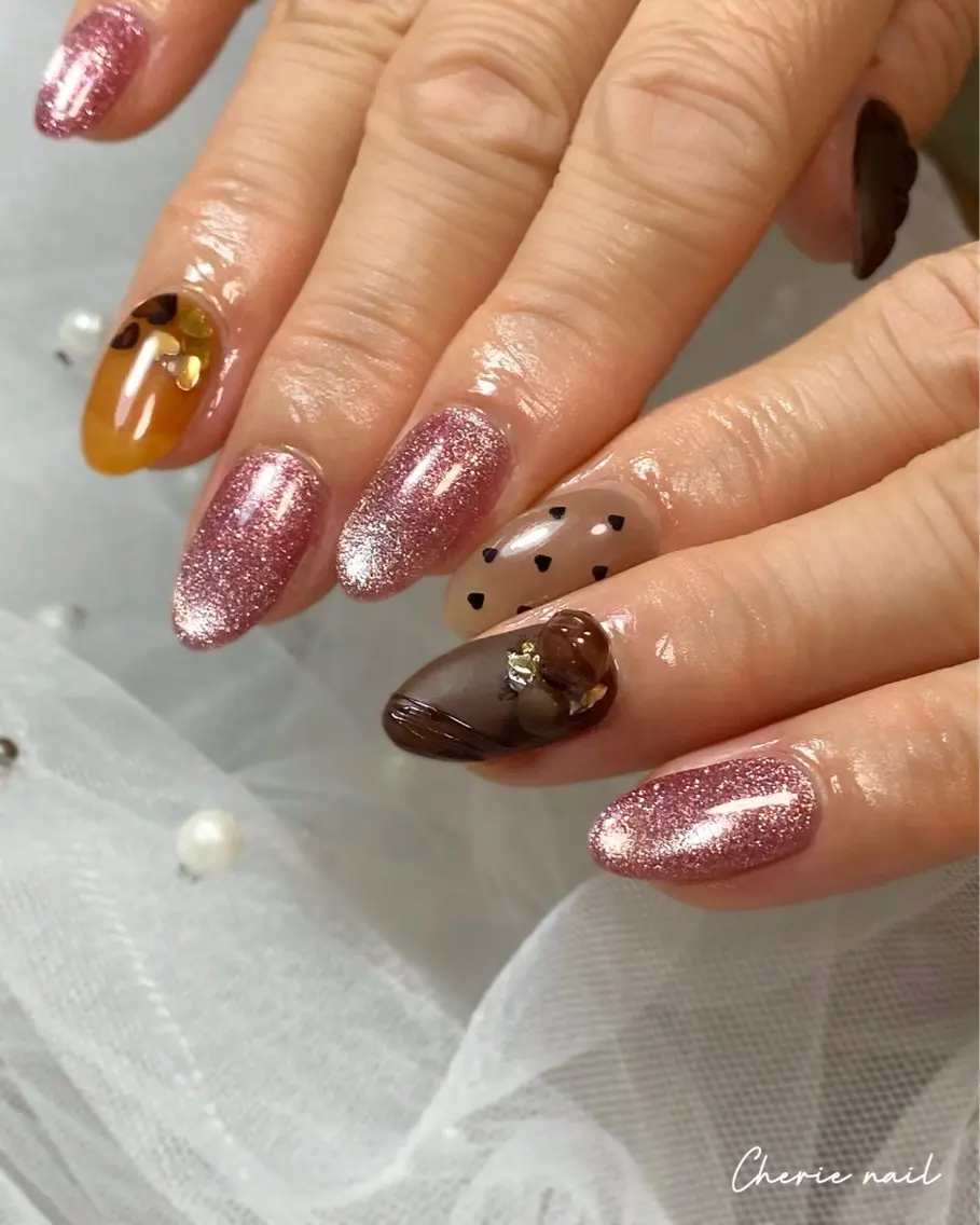 ネイル ジェルネイル ハート マグネットネイル ピンク バレンタイン ハンドネイル Cherienail yunaのネイルデザイン