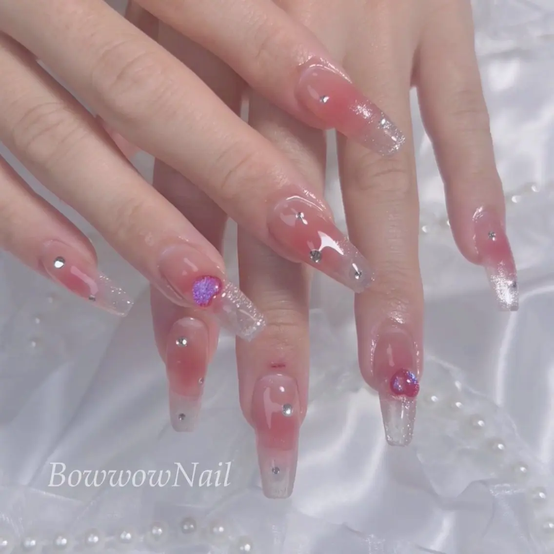 ネイル チークネイル 韓国ネイル マグネットネイル ピンク シンプルネイル Bow wow Nail さや🧸のネイルデザイン
