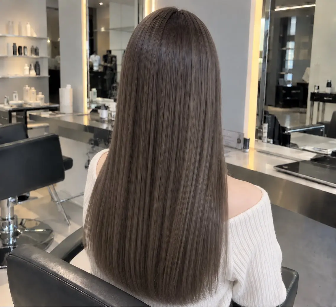 ロング カラー トリートメント L.O.G みうのヘアスタイル
