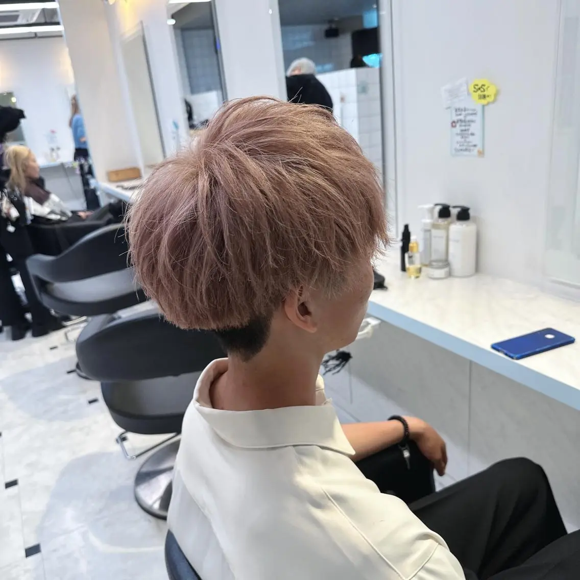 ショート カラー メンズ 🪄池袋ハイトーン 🪄ブリーチカラーのヘアスタイル