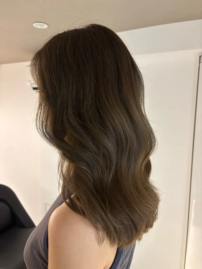 ロング カラー ベージュカラー ブリーチ ブラウンカラー ケアブリーチ カシス カット ヘアカラー トリートメント 🎀韓国ヘア× 透明感カラー🎀正源のヘアスタイル