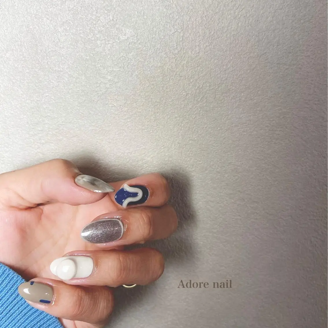 カラー パーマ ネイル マツエク・マツパ テラコッタ クリアネイル ジェルネイル マグネットネイル ミラーネイル Adore nailのネイルデザイン