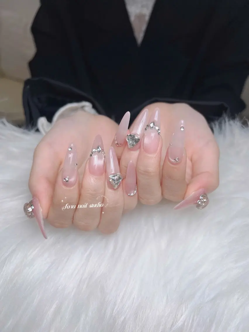 ネイル ハート 韓国ネイル 春ネイル 夏ネイル バレンタイン Sora nail 長さ出し専門店のネイルデザイン