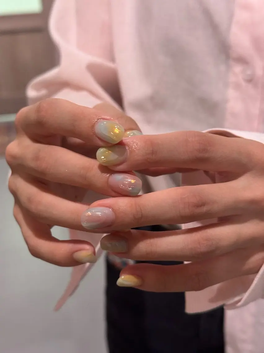 ネイル ハンドネイル GLOW/NAIL 二の宮KaNaのネイルデザイン