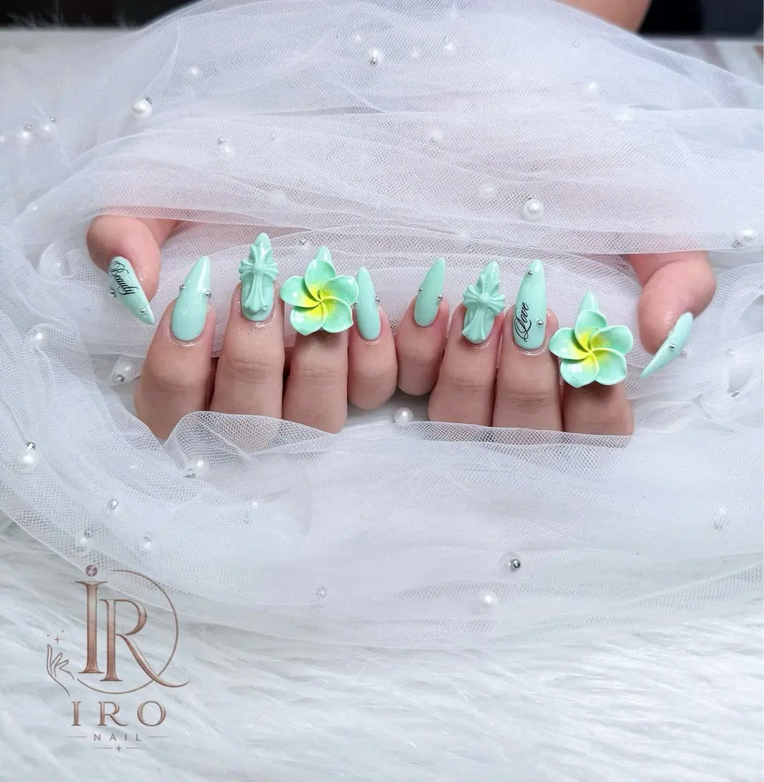 ネイル ハンドネイル IRO NAIL FUNABASHIのネイルデザイン