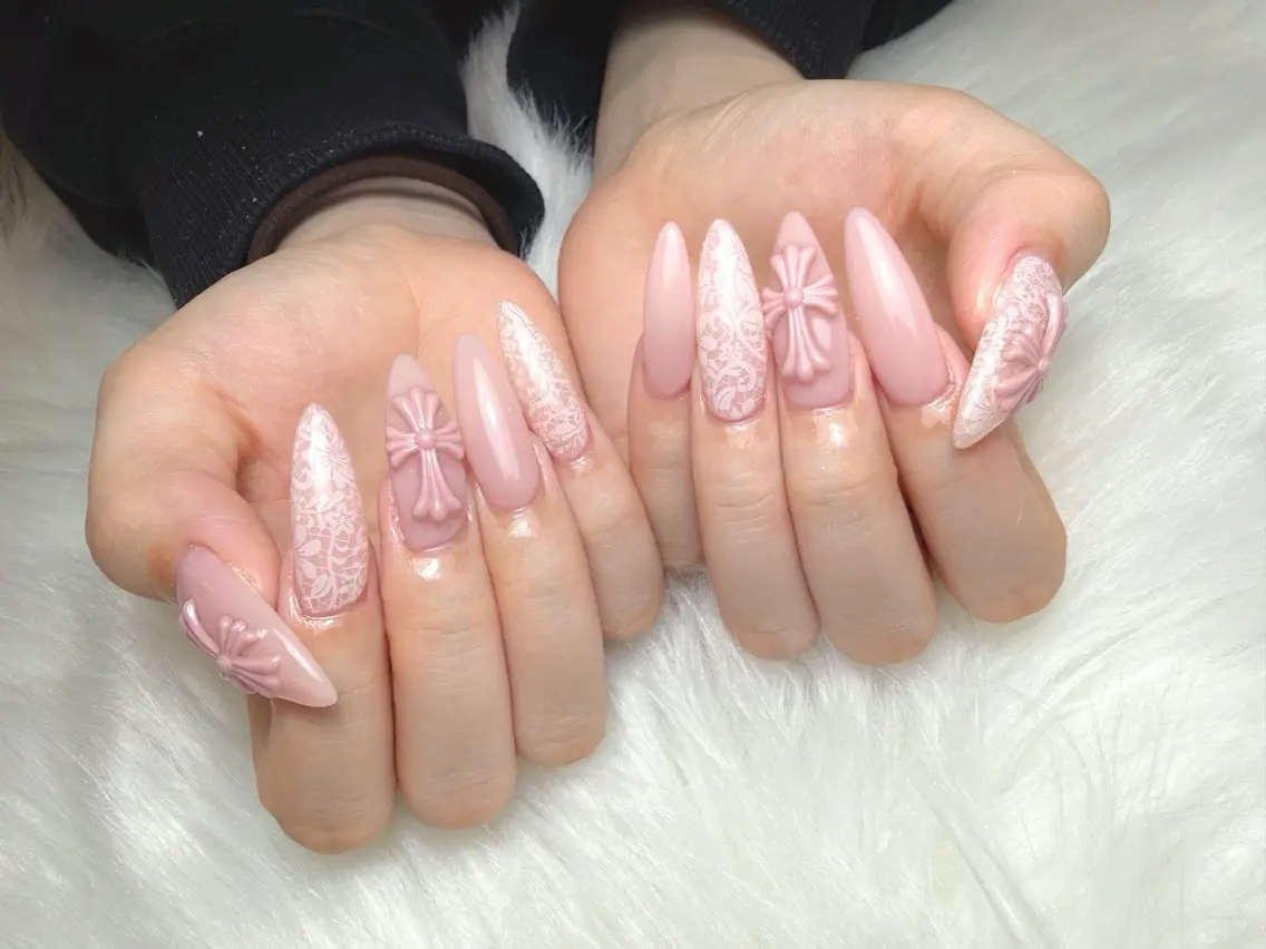 ネイル Li'leaNail AINAのネイルデザイン