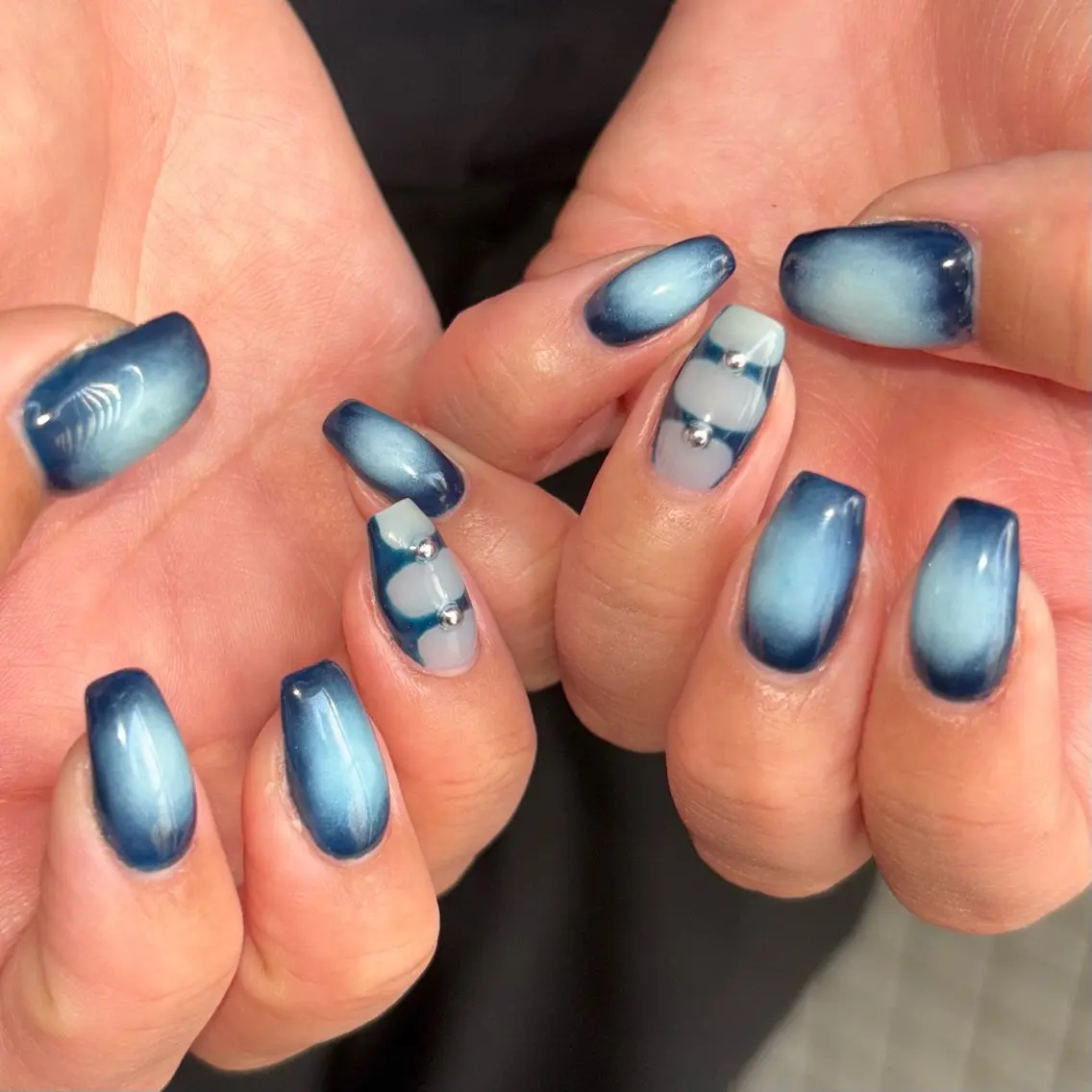 ネイル ハンドネイル 🪐富島彩夏 /海外nail🪐のネイルデザイン