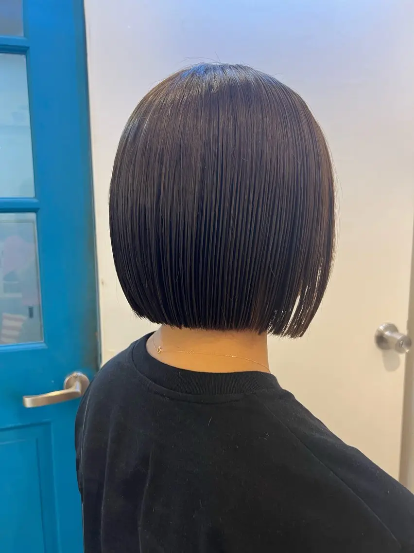 ショート カラー デザインカラー イヤリングカラー ハイライトカラー ボブ 顔周りカット カット ヘアカラー トリートメント KANA/ボブ/ インナーカラー/艶髪のヘアスタイル