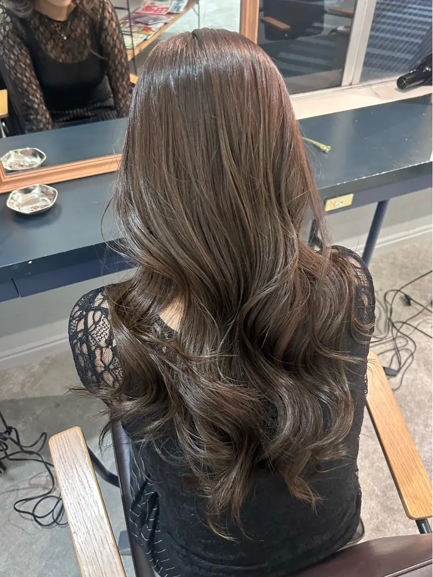 ロング siki kanahaのヘアスタイル