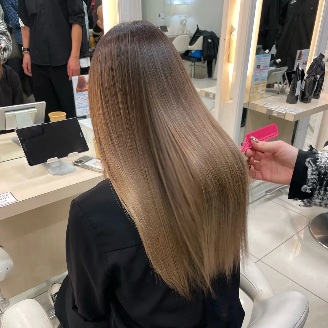 セミロング カラー パーマ グレージュ カット 縮毛矯正 トリートメント 🦋髪質改善 今宮梨沙🦋のヘアスタイル