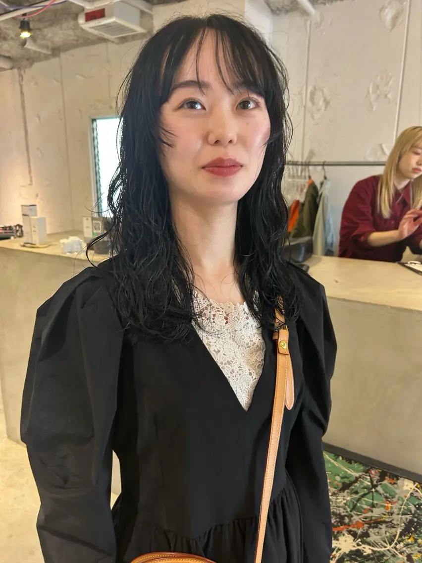 セミロング カラー パーマ セミロングパーマ カット ヘアカラー パーマ 村上雅人 ナチュラルモードのヘアスタイル