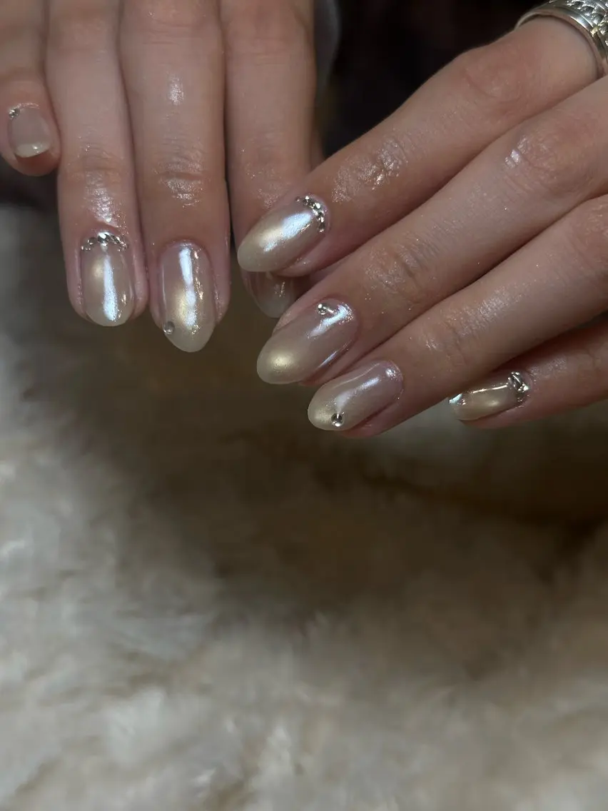 ネイル 全てパラベース💅 MIORA_KOTOのネイルデザイン