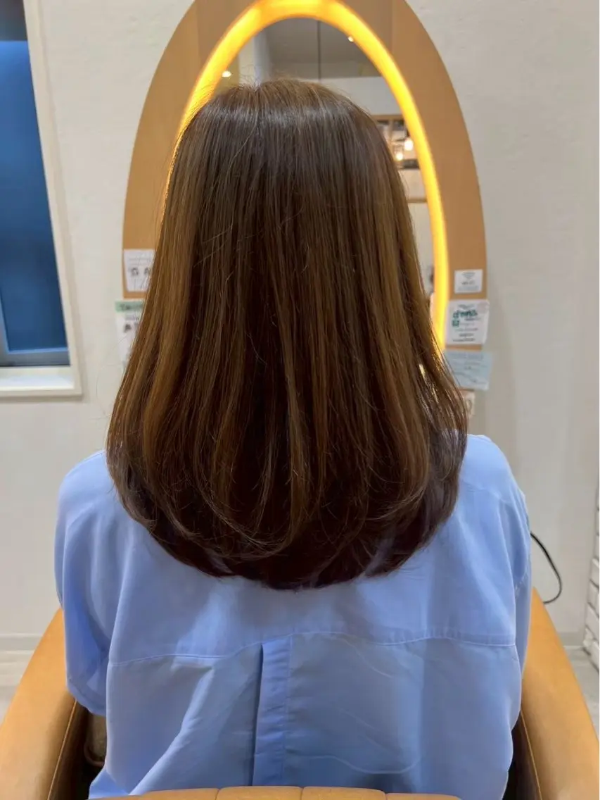 セミロング 浅見 ひかりのヘアスタイル