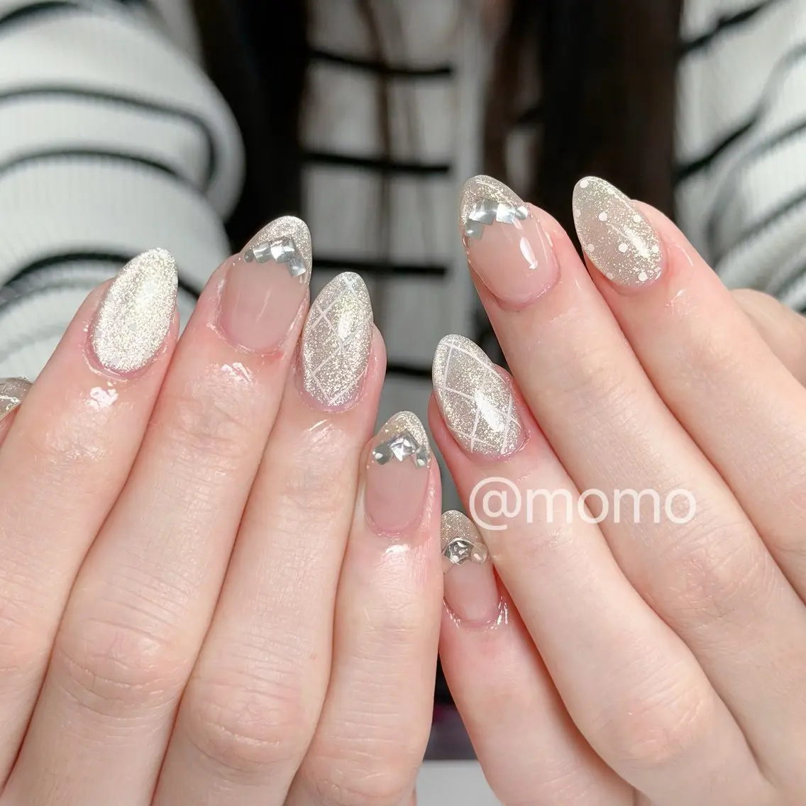ネイル フレンチネイル ラメ(グリッター) ラメグラデーション マグネットネイル 持ち込み Unicorn Nail原宿表参道のネイルデザイン