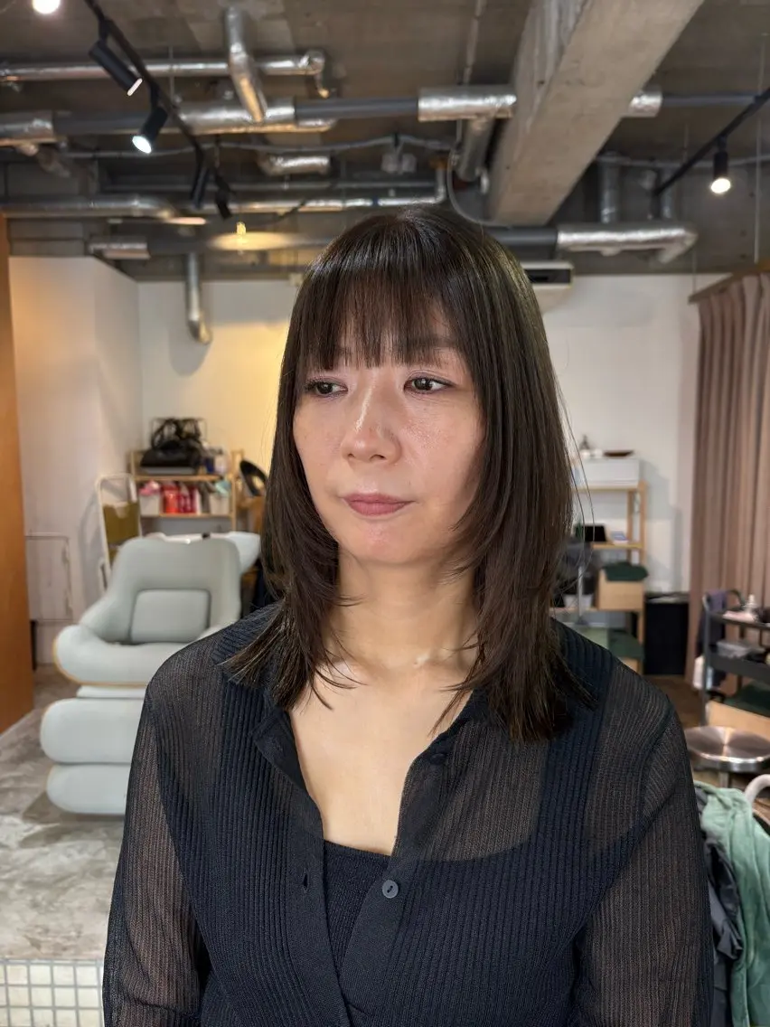 ミディアム レイヤーカット カット ヘアカラー 樽川 紗月のヘアスタイル