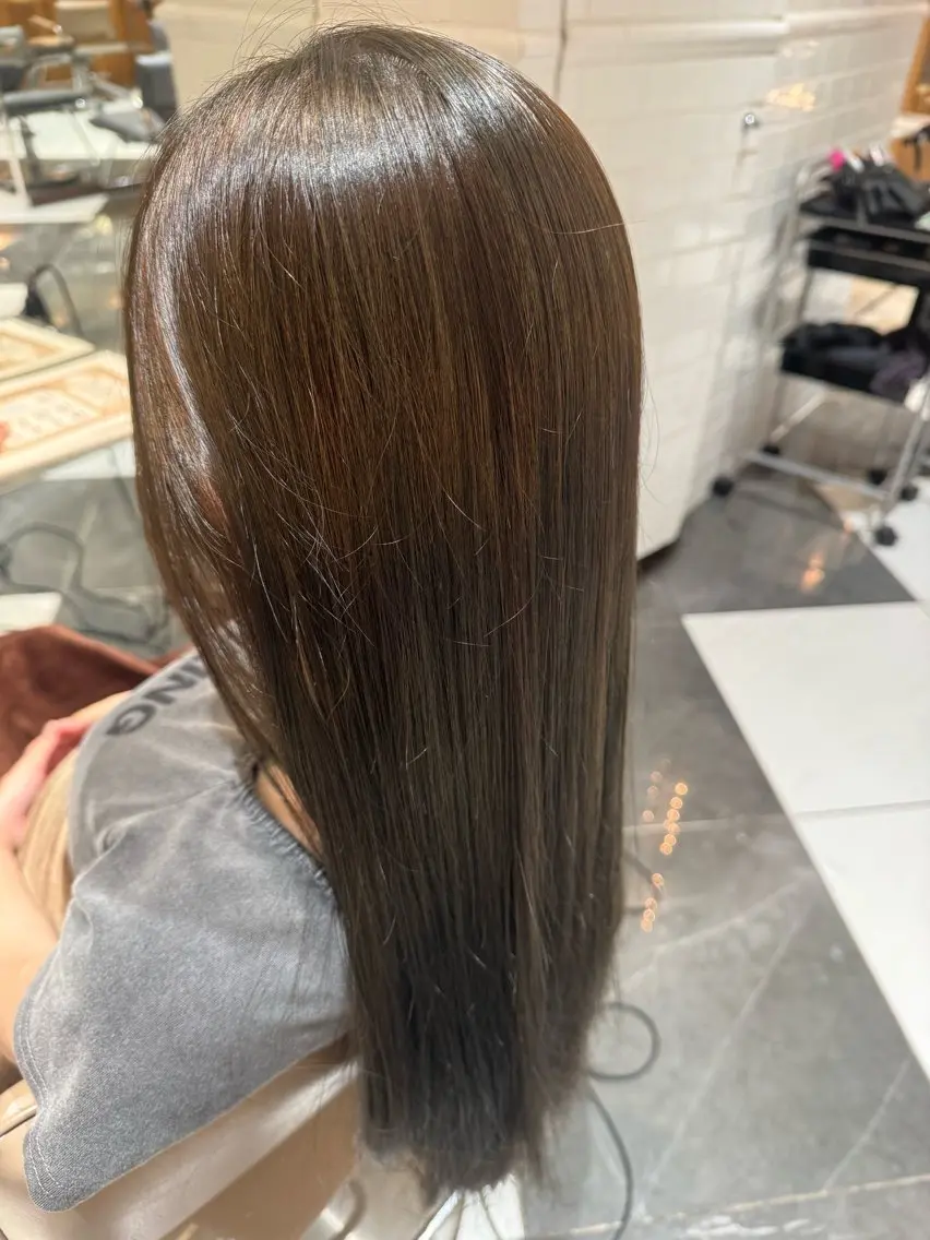 ロング カラー オリーブカラー MOMO 🔆のヘアスタイル