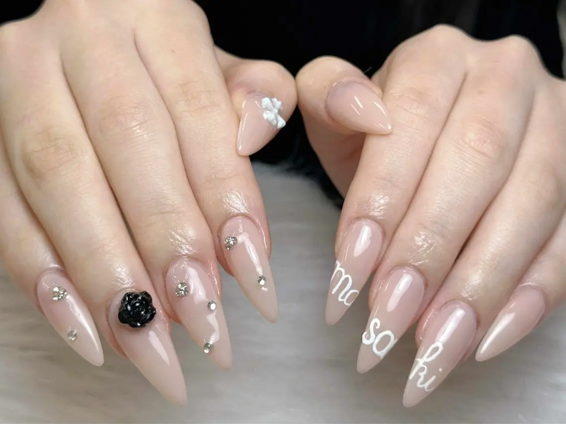 ネイル アートネイル 成人式 ジェルネイル ニュアンスネイル 夏ネイル ハンドネイル Jenn Nail Salonのネイルデザイン